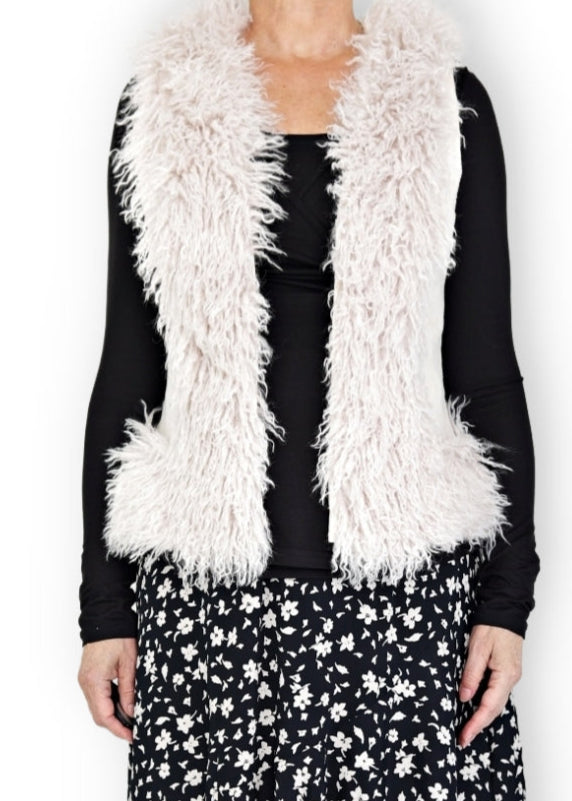 Väst med fuskpäls - beige