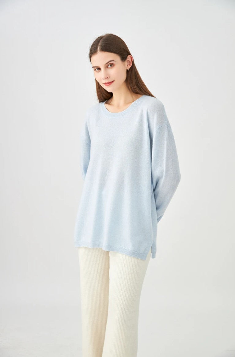 Rundhalsad kashmir tröja - sky blue