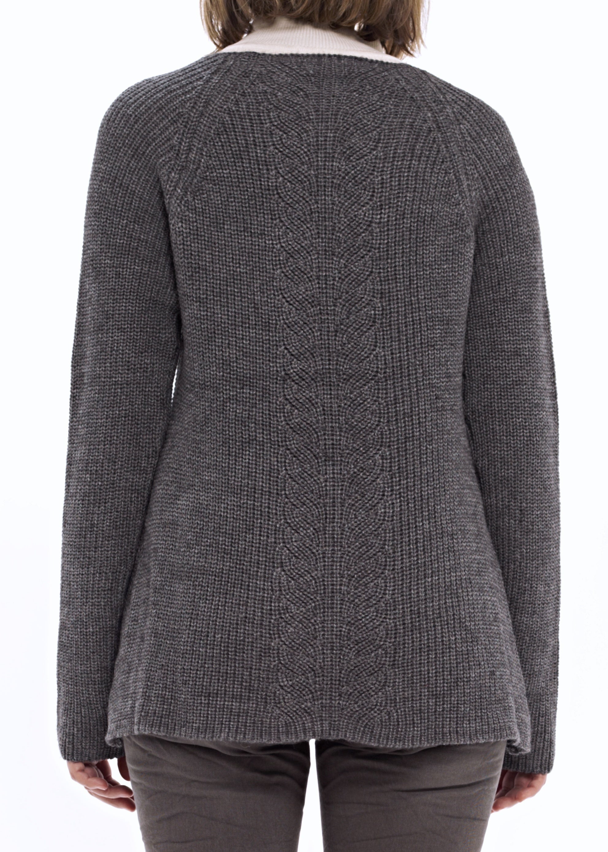 Patent ribbad insvängd kofta med flätor- Grey