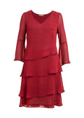 Klänning med volanger i rubin röd viskos georgette