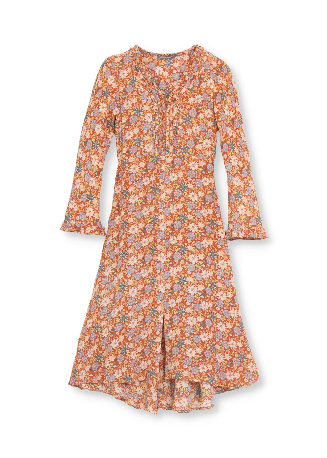 Småblommig Crepe viskos klänning, hög midja, extra vidd i kjolen. V-ringad med  klockformade ärmar ger en 70s bohemisk look. 