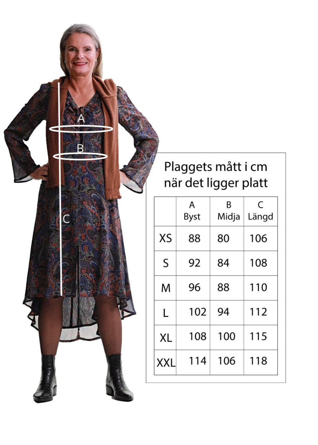 Midilång klänning med ärm i mönstrad crêpe georgette