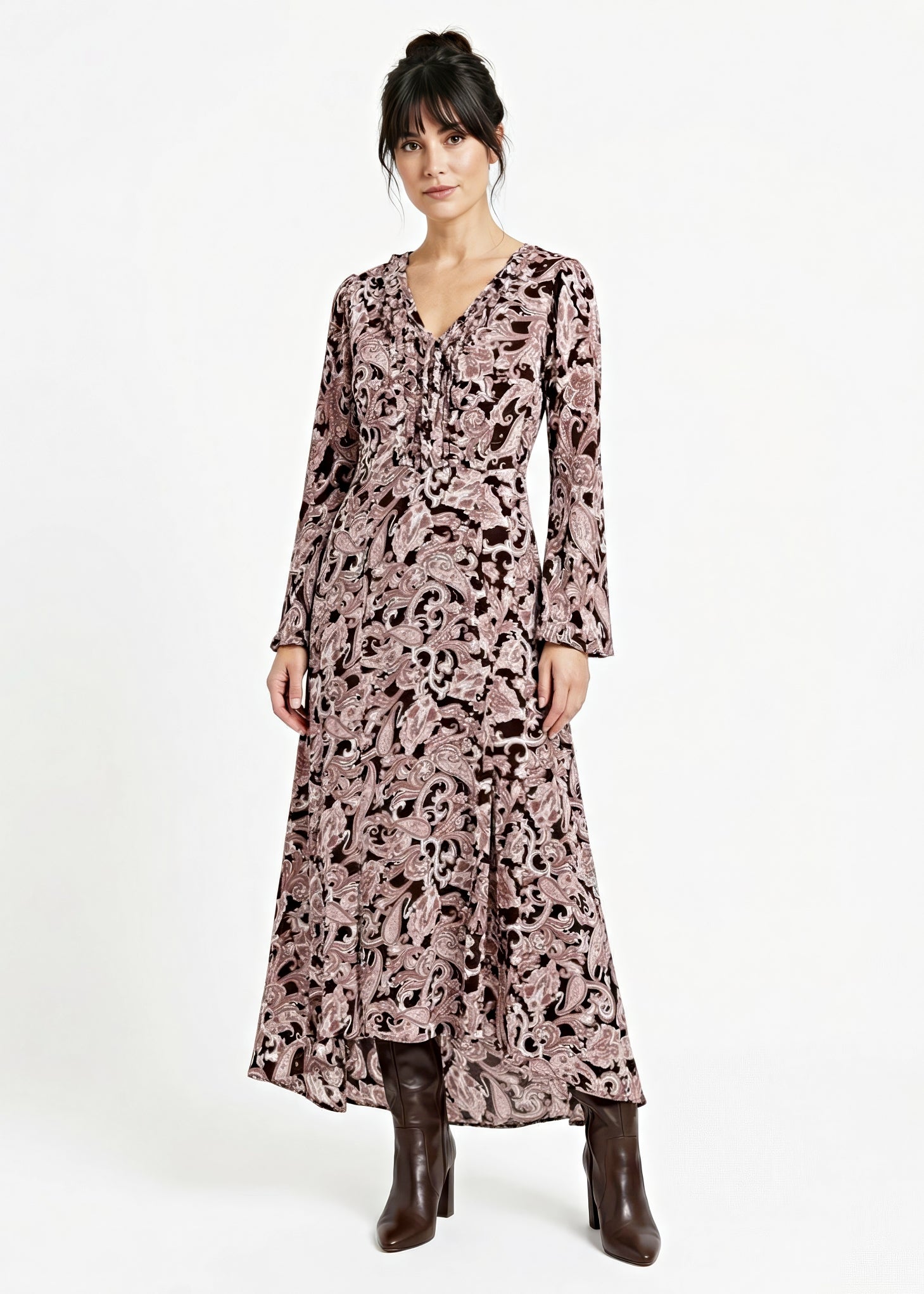 Lång klänning med ärm i viskos - Mila dress Pink Paisley