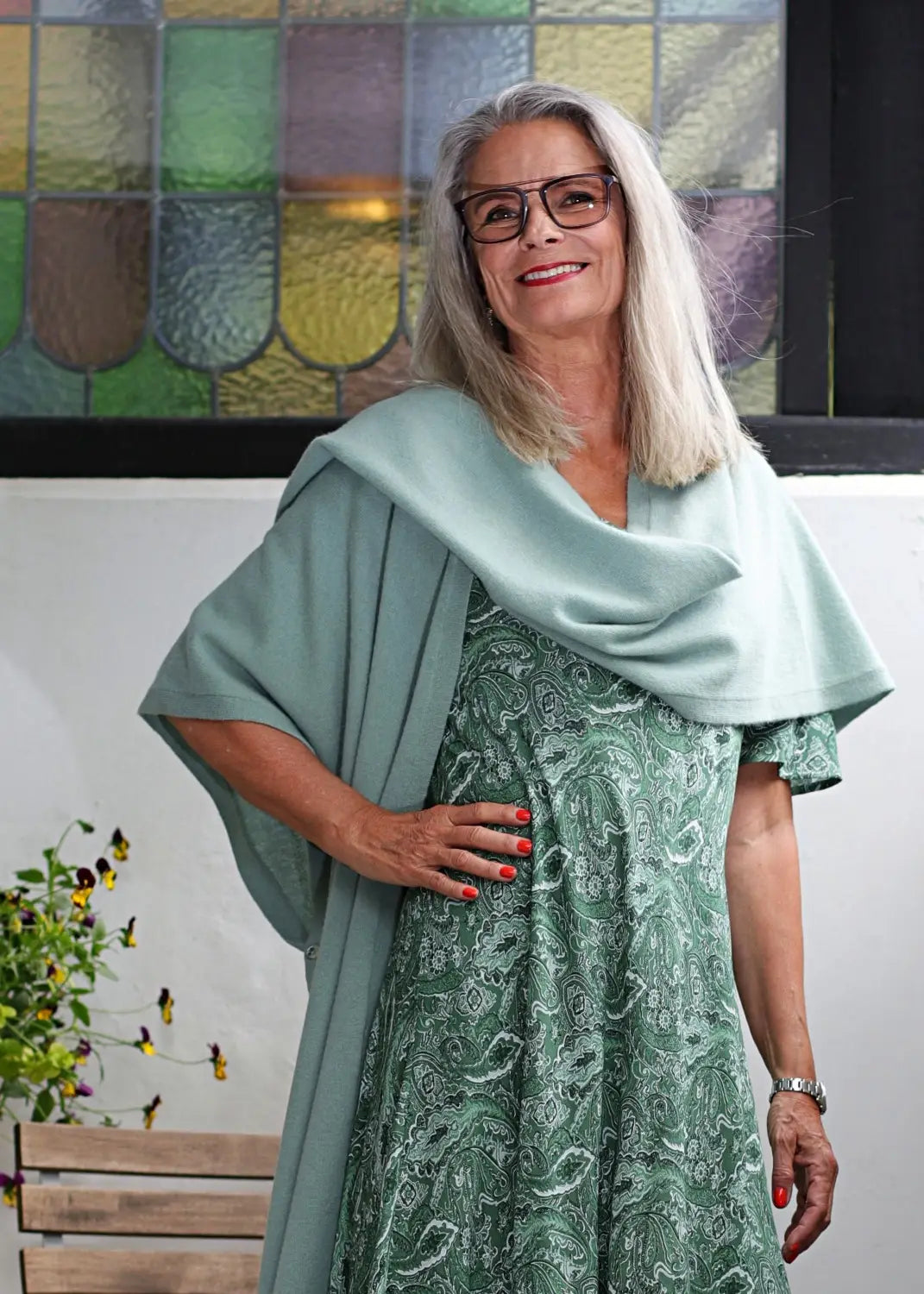 Minna Dress – Lång Klänning i Viskos | Bohemisk mönstrad grön paisley– Feeling Collection