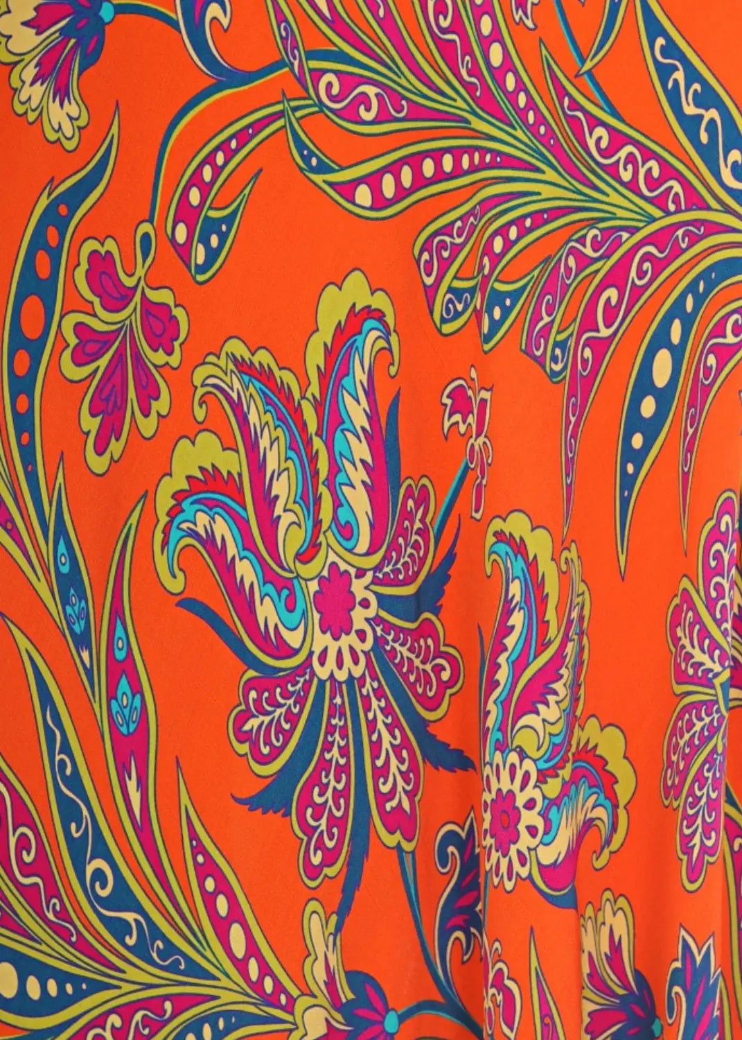 Maxilång klänning med kort ärm | Minna Orange paisley print