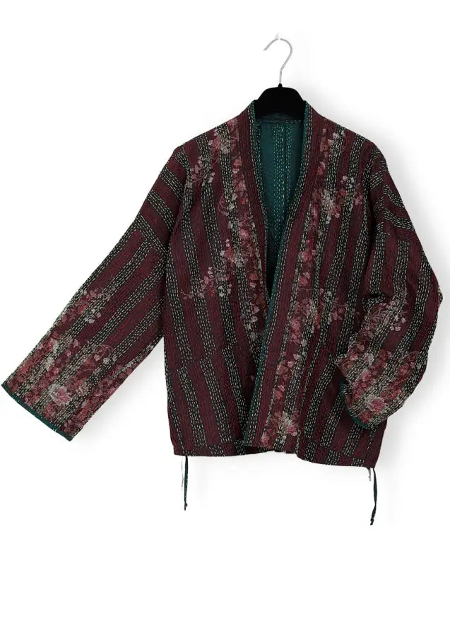 Vändbar jacka i handbroderat unikt vintage siden -  18/45