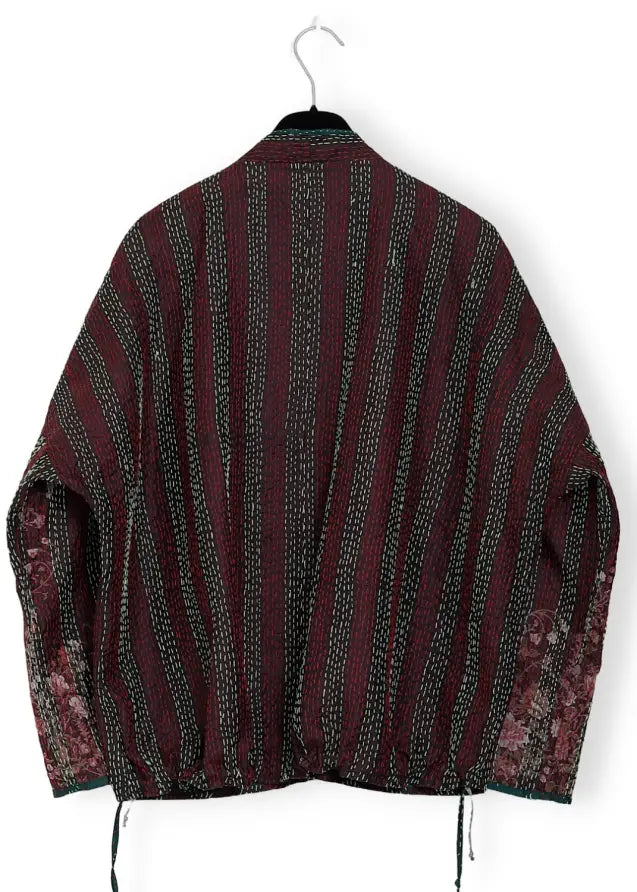 Vändbar jacka i handbroderat unikt vintage siden -  18/45