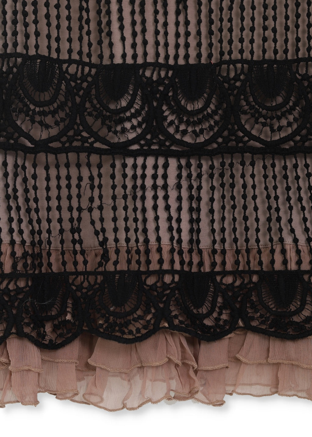 Spetsklänning med holkärm