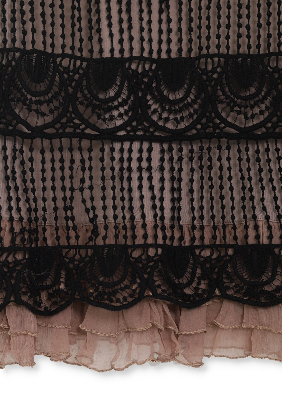 Spetsklänning med holkärm