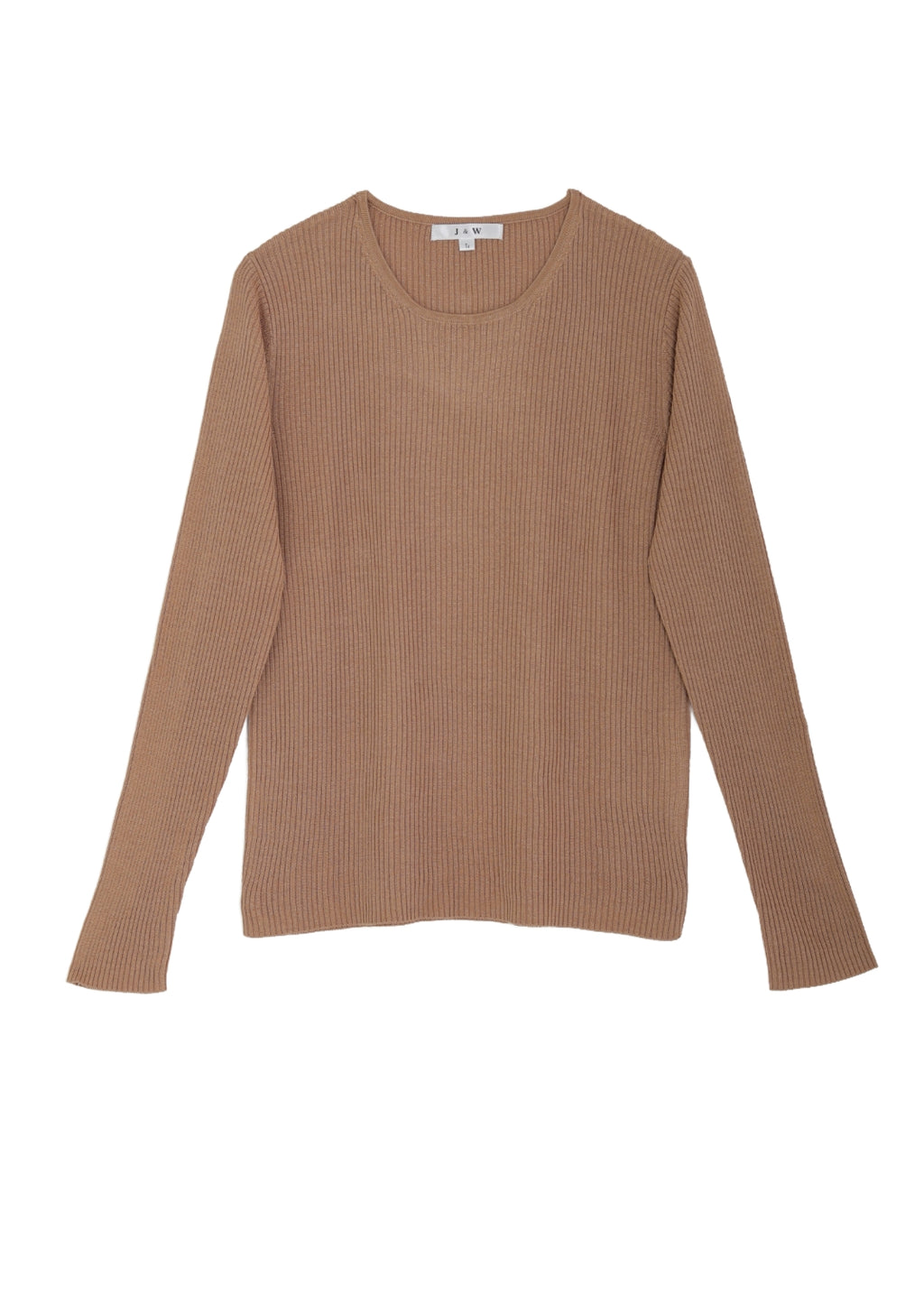 Ribbstickade siden tröja med rund hals är en tidlös klassiker.