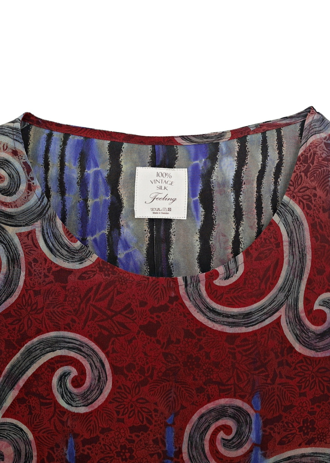 Vintage Sidenblus med rund hals och lång ärm - Ruby red